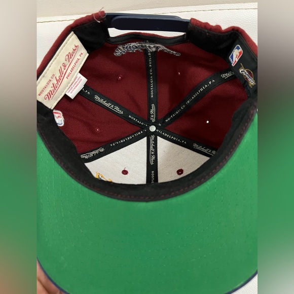 Cleveland Cavaliers Snapback Hat Mitchell & Ness - Picture 7 of 7